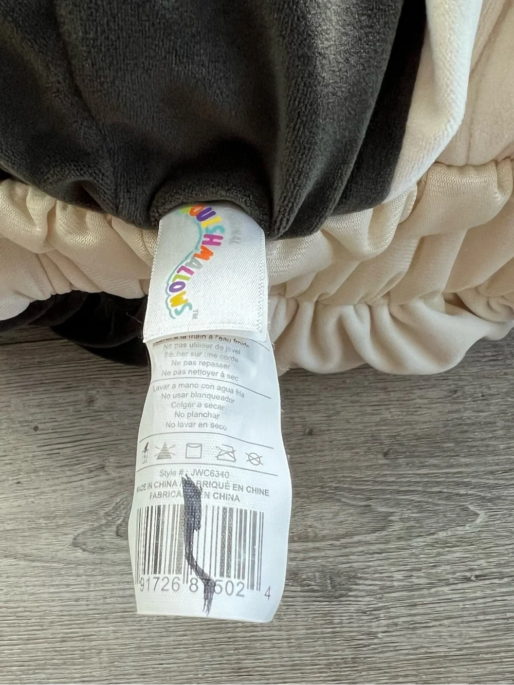 NWOT Squishmallows Cam the Witch Calico Cat Kids Costume